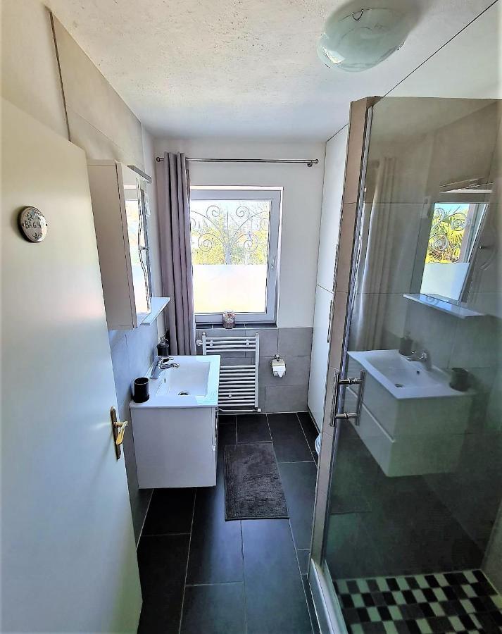 Apartment Villa Engel With Pool 波雷奇 外观 照片