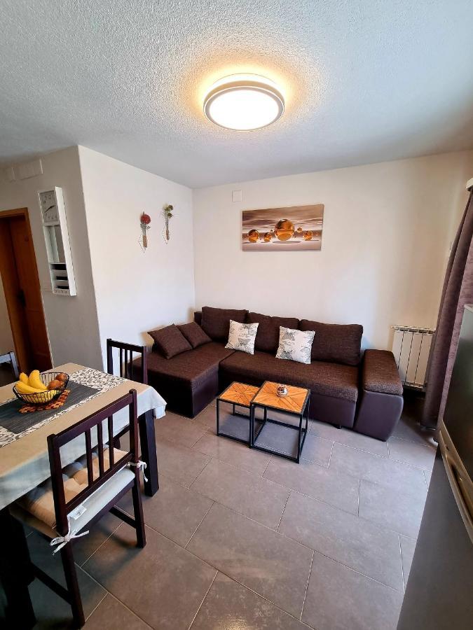 Apartment Villa Engel With Pool 波雷奇 外观 照片